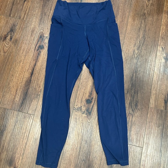🦋 5/$15 leggings - Picture 1 of 3